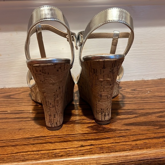 CHARLES by CHARLES DAVID womens wedge size 6 - Picture 4 of 7